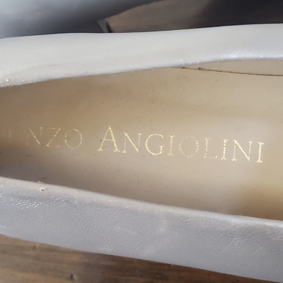 ENZO ANGIOLINI Leather Stack Heel Dress Shoes - Picture 6 of 12